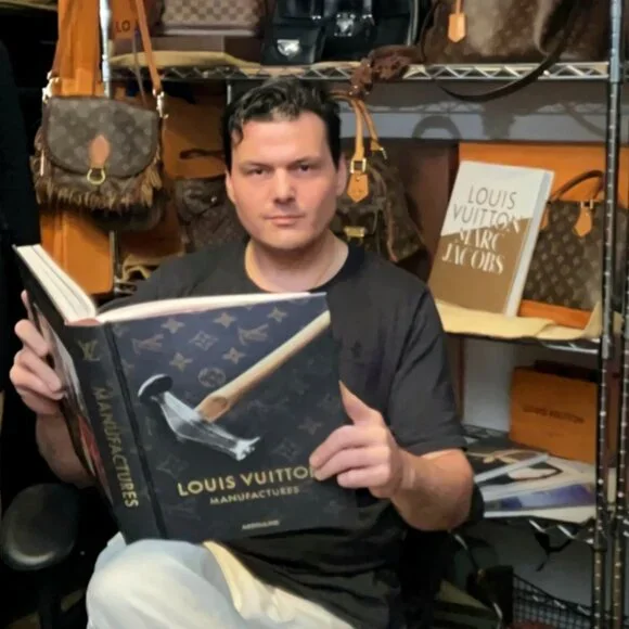 LOUIS VUITTON LIVE SHOW ONLY ITEM - IMPORTANT NOTES - Picture 3 of 3